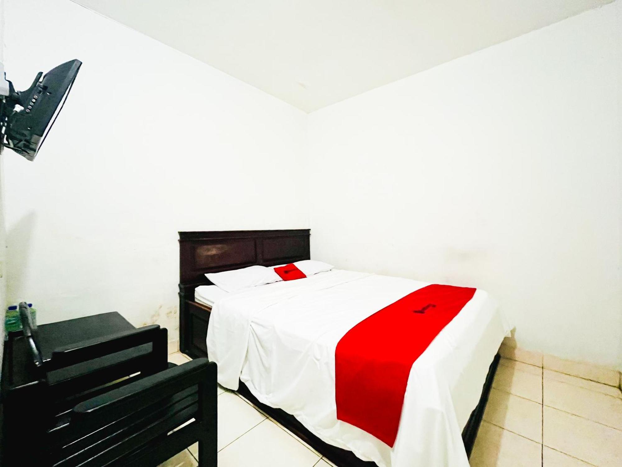 Hotel Reddoorz At Krisan Kendari Pulupanda Zewnętrze zdjęcie