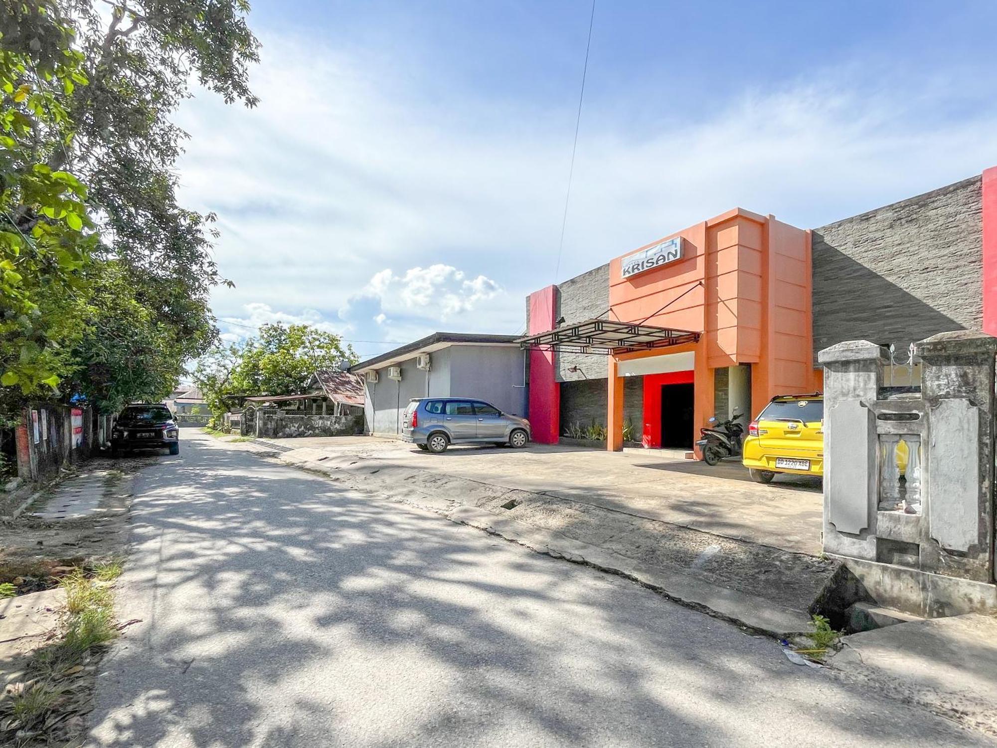 Hotel Reddoorz At Krisan Kendari Pulupanda Zewnętrze zdjęcie